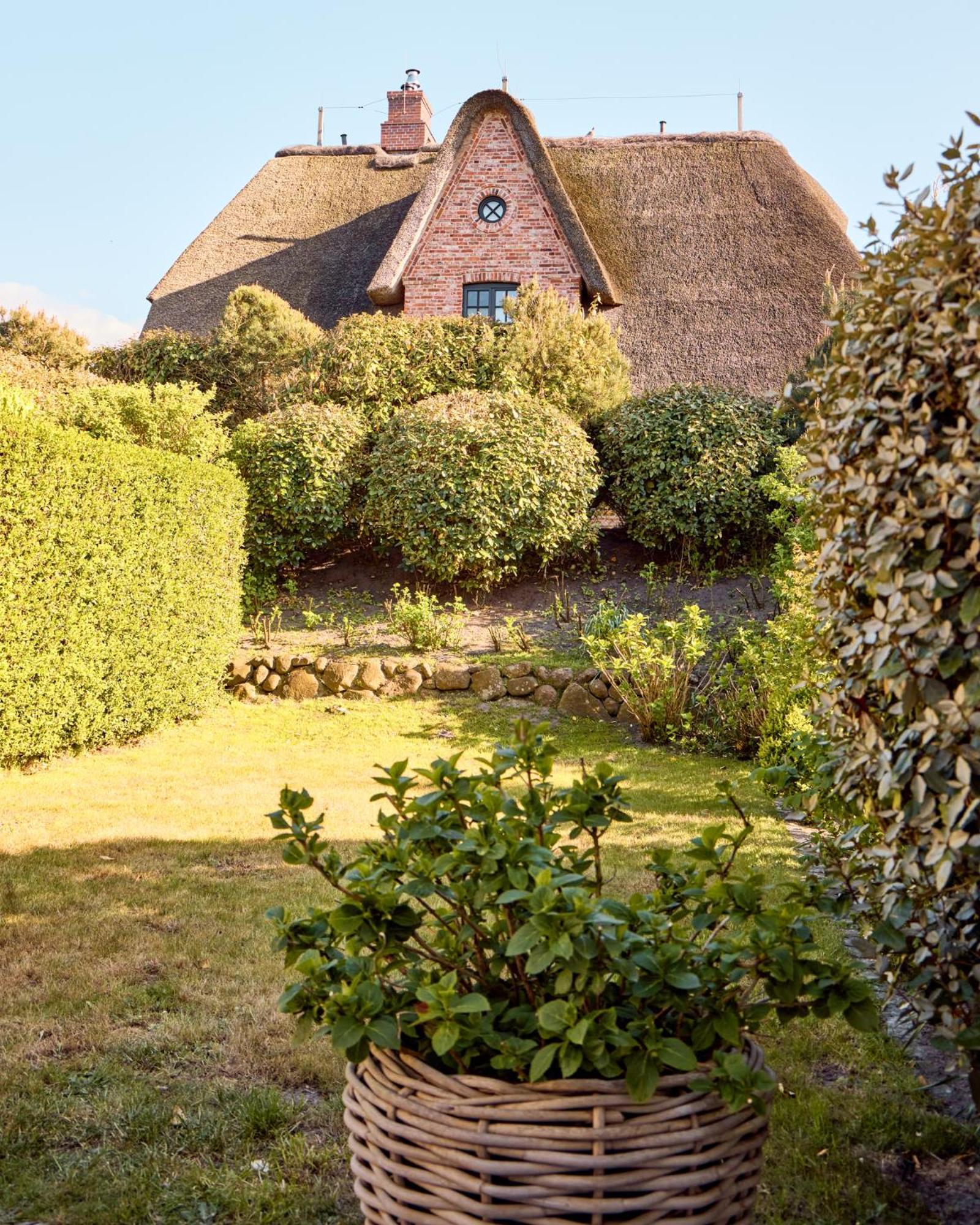Reethus Keitum Mit Kamin Und Suedgarten In Direkter Wattnaehe Exterior foto